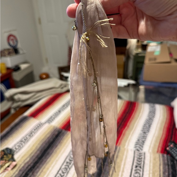 Elegant Gold and Silver Beaded Bracelet - Picture 2 of 3